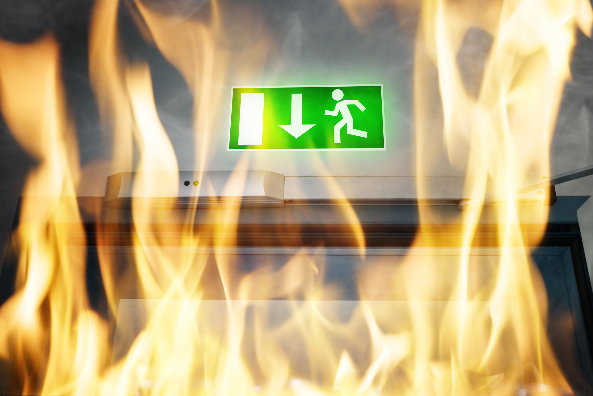 Feuerwiderstandsklassen einfach erklärt: Was bedeuten F30, F60 und F90?